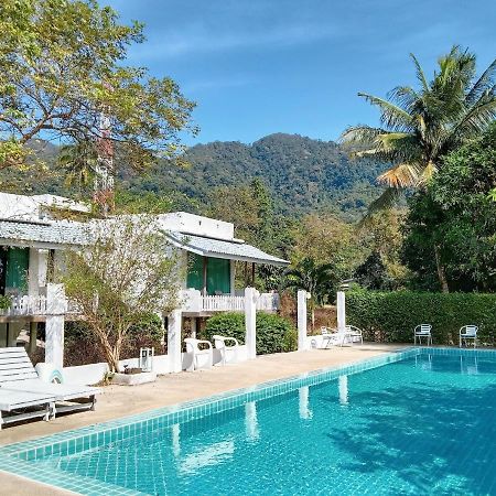 Capital O 75411 Navagio​ Boutique​ Koh​ Chang​ Hotel Trat Buitenkant foto