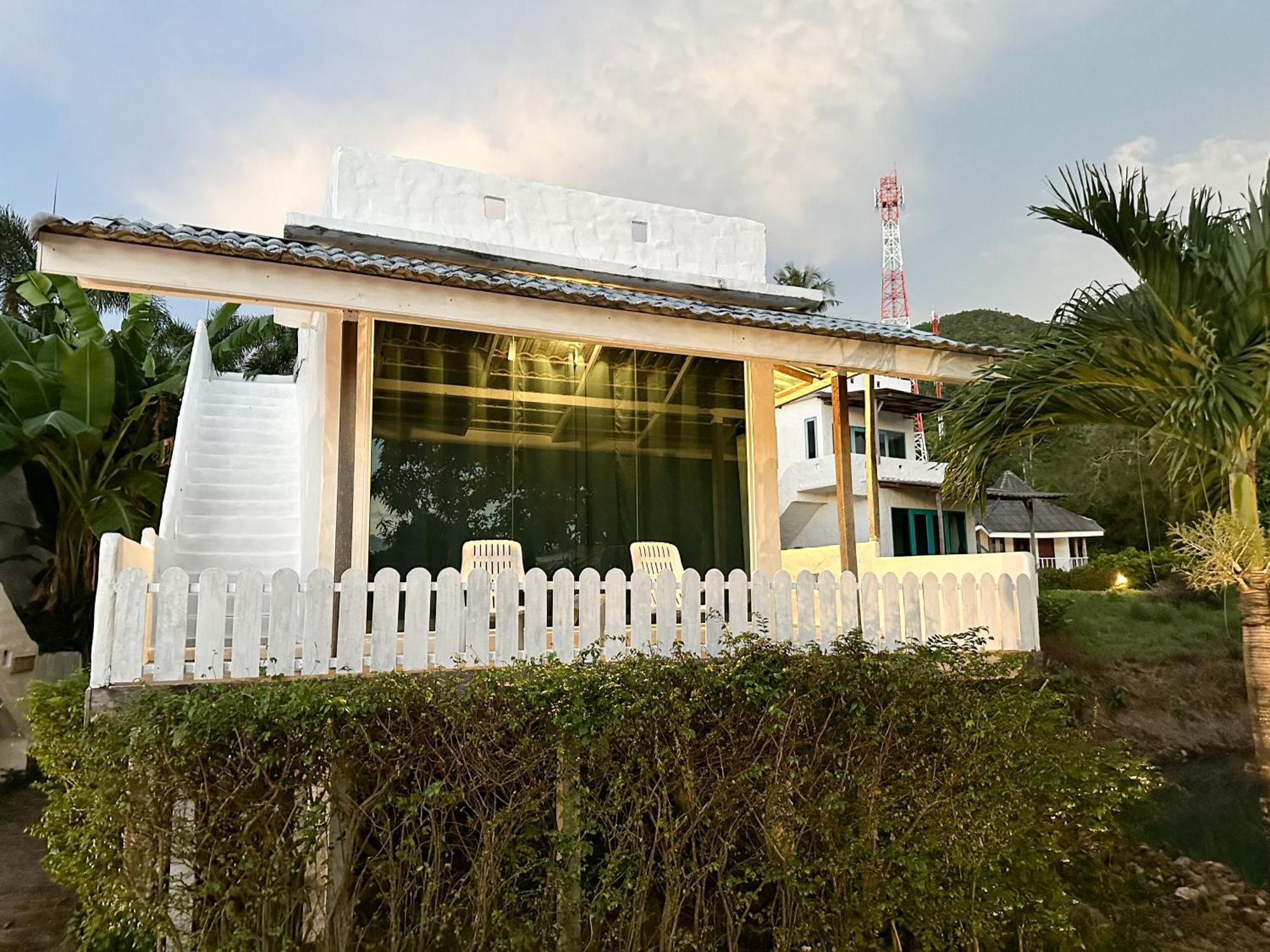 Capital O 75411 Navagio​ Boutique​ Koh​ Chang​ Hotel Trat Buitenkant foto